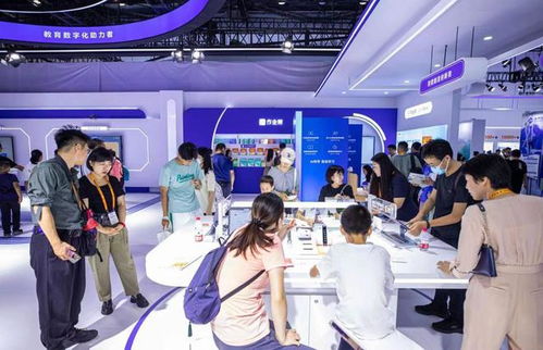 作業幫攜學習機等智能學習產品亮相2023服貿會